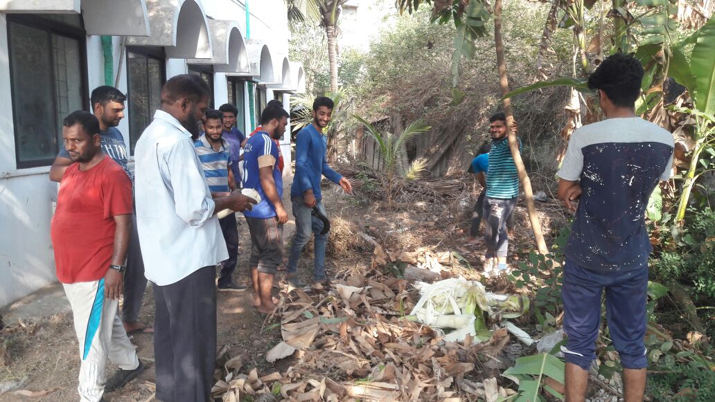 ಪಿಎಫ್ಐ ಅಂಗರಗುಂಡಿ ವತಿಯಿಂದ ಮಸೀದಿ ಸ್ವಚ್ಚತಾ ಕಾರ್ಯಕ್ರಮ